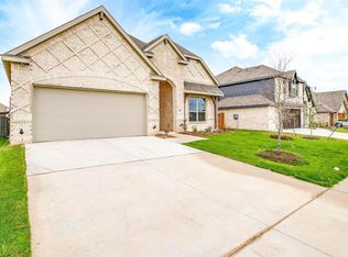 281 Resting Place Rd, Waxahachie, TX 75165