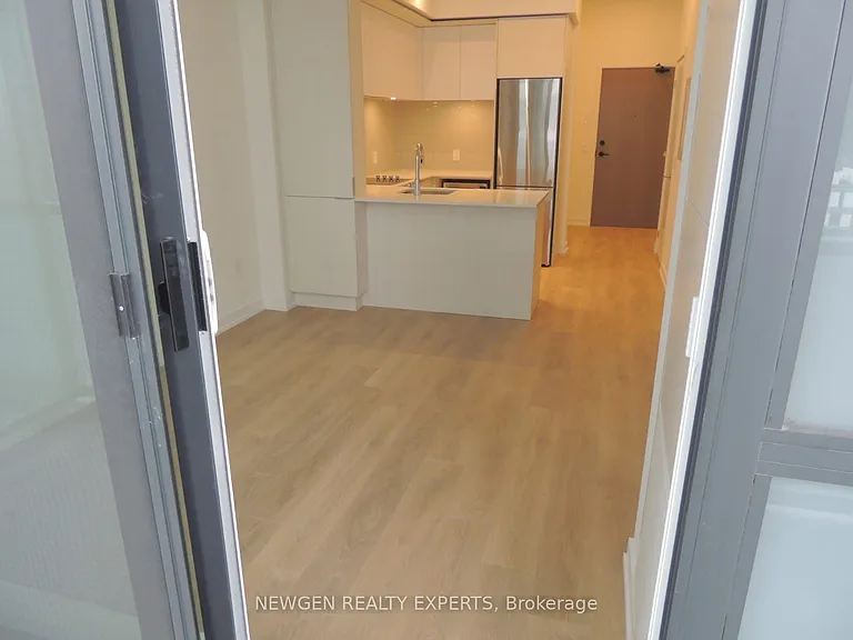 34 Tubman Ave #1112E — Photo 16