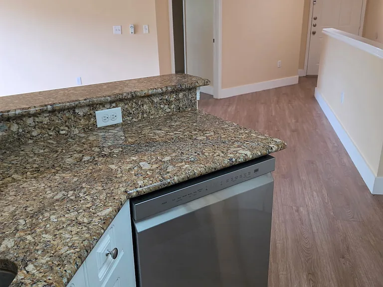 700 Crestwood Ct S #704 — Photo 10