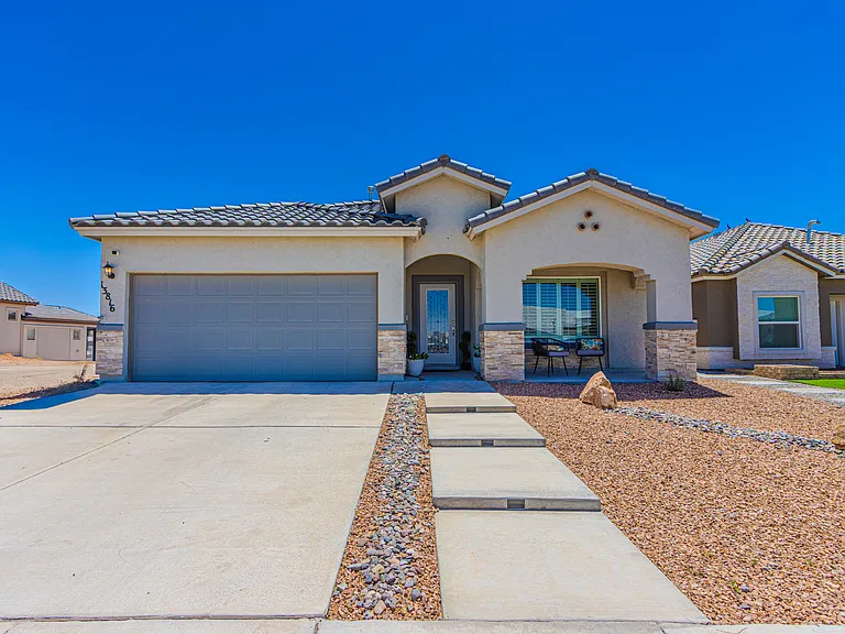 13816 Paseo Celeste Dr — Photo 1