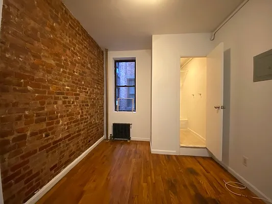 Rented by Village Living Realty | media 2