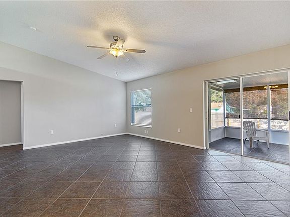 3rd image of 726 Marlene Dr