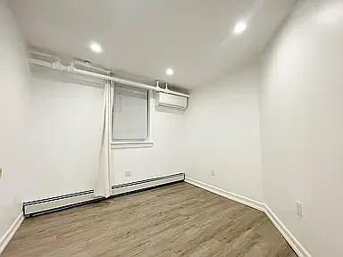 Building Photo - 2743 Brighton 7 St #1