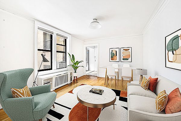 1st image of 319 W 18th St #2II