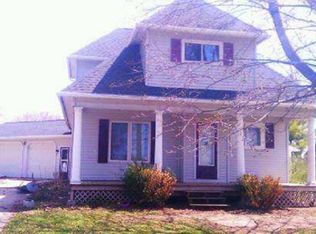 104 Center St, Brillion, WI 54110