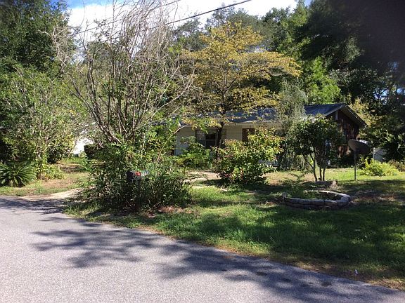 3rd image of 313 Plymouth Ave