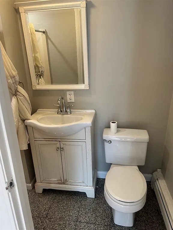 1 bed, 1.0 bath, 450 sqft, $1,700 — Photo 4