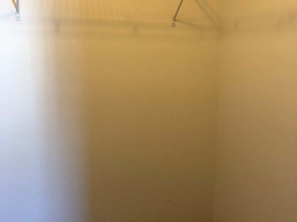 1st image of 4506 N 147th Plz