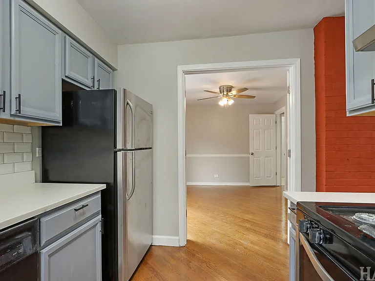 1540 N Pepper Tree Dr — Photo 4
