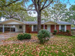 912 Coulter Rd, Sherwood, AR 72120