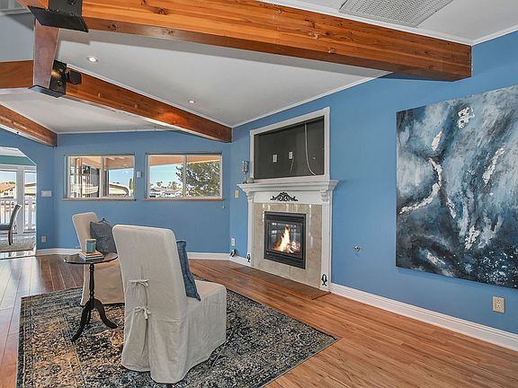 4th image of 4991 Cabrillo Point