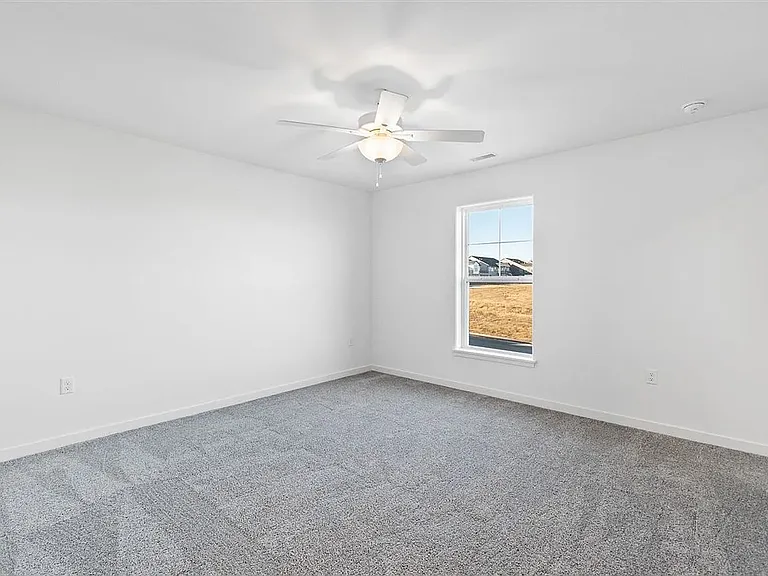 622 Catherine Dr #622 — Photo 12