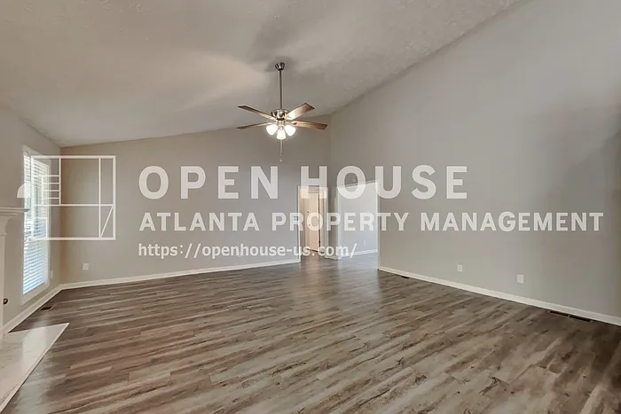 3 bed, 2.0 bath, 2008 sqft, $2,340 — Photo 4