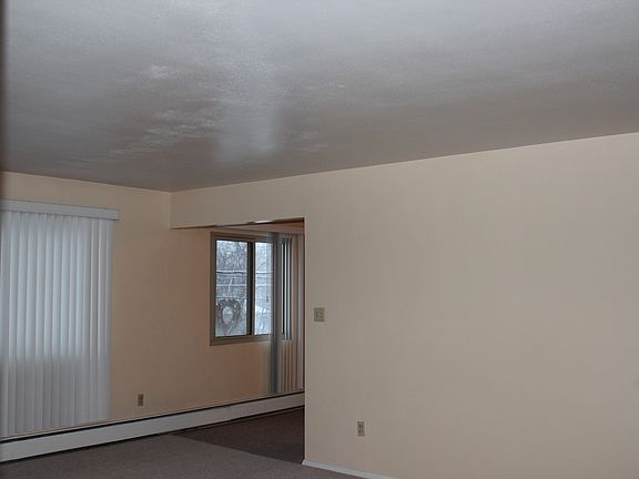 Living room to dining room