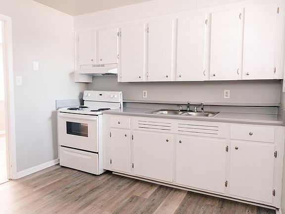 3rd image of 615 Cedarwood Dr #17242657