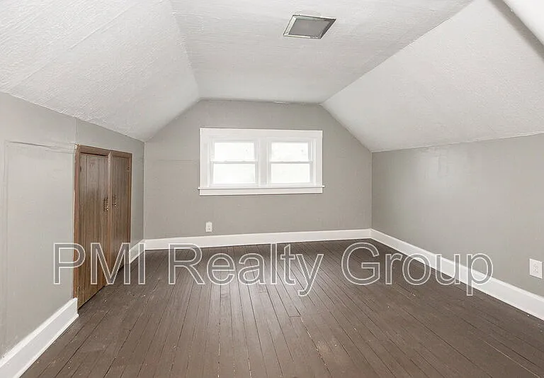 888 Evangeline Rd — Photo 26