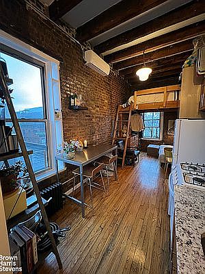 1st image of 231 Thompson St APT 20