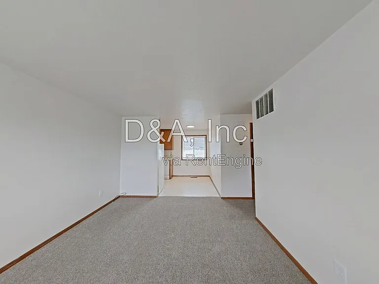 1451 Cedar St — Photo 2