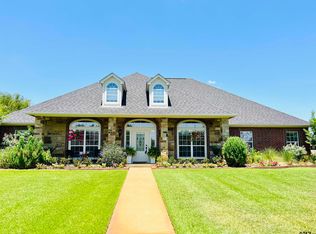 111 Spring Valley Run, Bullard, TX 75757