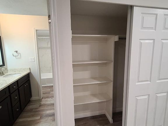 3rd image of 1032 E 400 S APT 409B