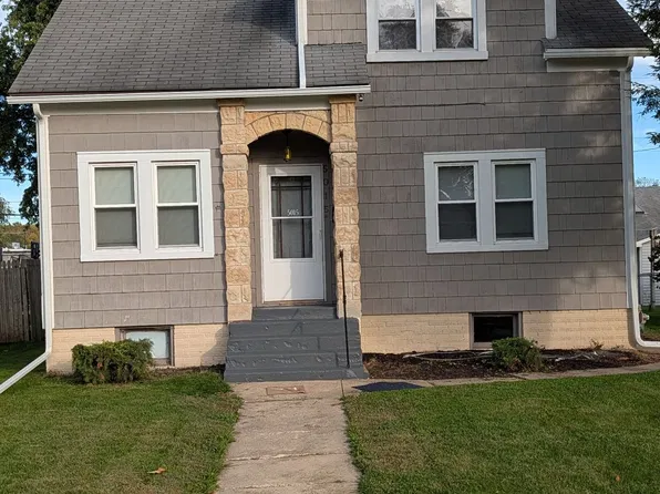 5015 Illinois St, Loves Park, IL 61111