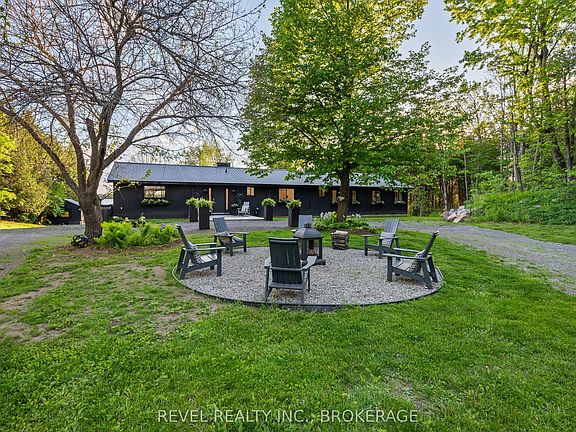 4th image of 98 Juniper Ln