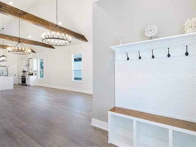 416 Trudeau Dr — Photo 4