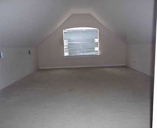 2nd image of 548 Hillandale Dr