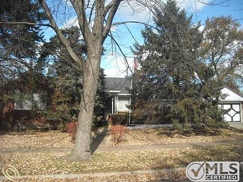 13748 Catalpa Front.jpg