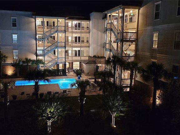 2nd image of 111 Gascoigne Ave #202