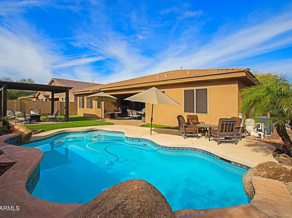 2011 W SPUR Drive, Phoenix, AZ 85085