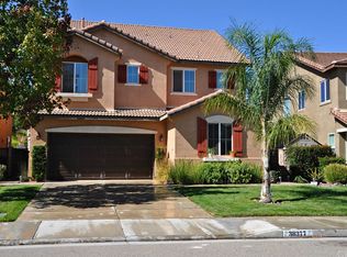 38377 Coralino Dr, Murrieta, CA 92563