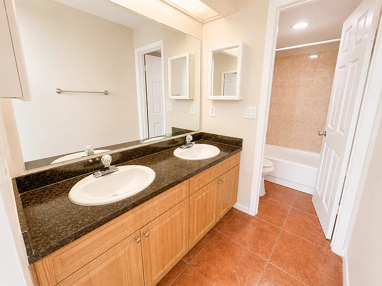 208 S Habana Ave #G — Photo 16