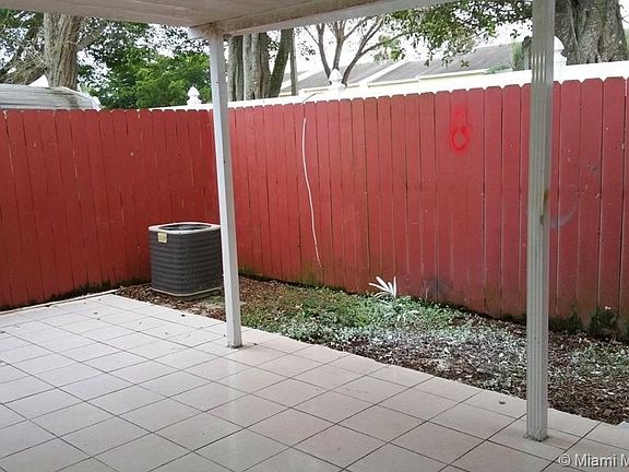 5th image of 1618 Sunrise Blvd #0