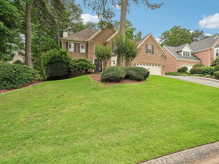 3302 Greencastle Chase NE — Photo 83