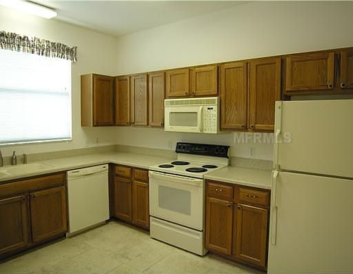 2nd image of 2084 Palo Alto Ave