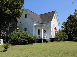 218 E Main St, Stevenson, AL 35772