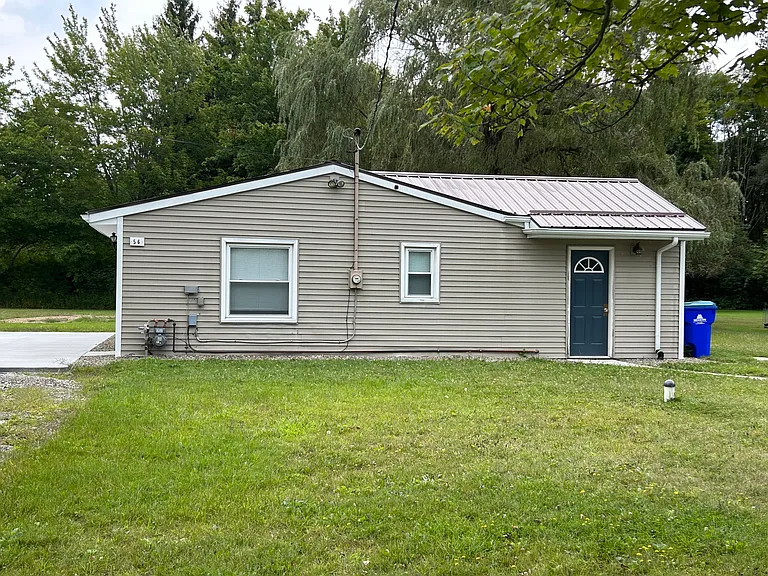 56 Railroad Ave — Photo 1