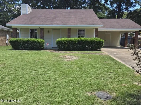 6 Riverview Cv, Jackson, MS 39272