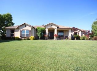 12821 Riding Trail Dr, Wilton, CA 95693