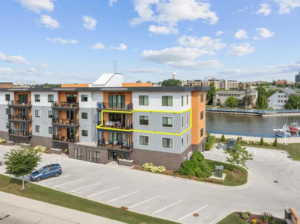 750 S Pier DRIVE #12, Sheboygan, WI 53081