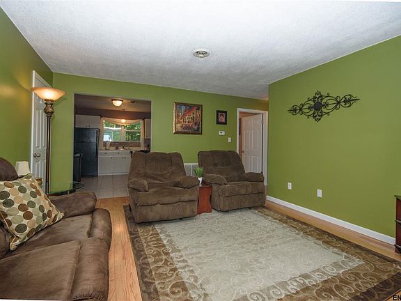 5th image of 25D Pine Ln APT 4