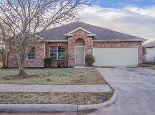 101 Old Glory Ln, Forney, TX 75126