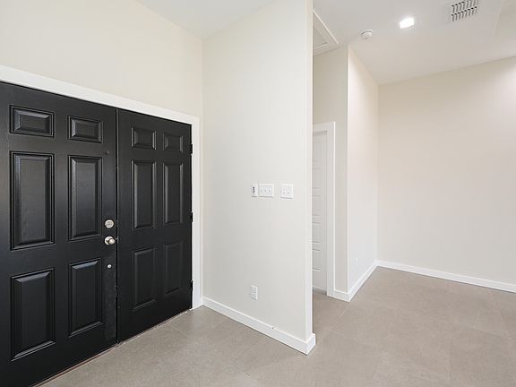 4th image of 1711 Coba Dr