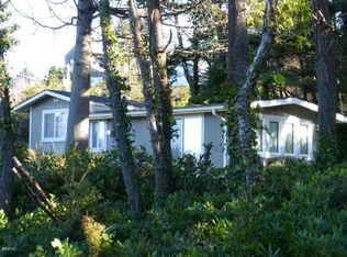 2880 SW Breakers Dr, Waldport, OR 97394