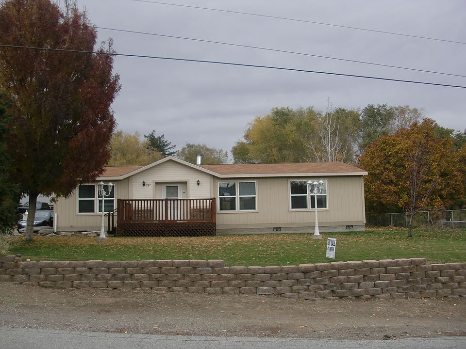 1st image of 747 N Gale Pl