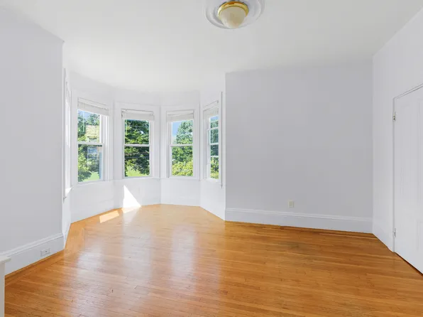 173 Davis Ave, Brookline, MA