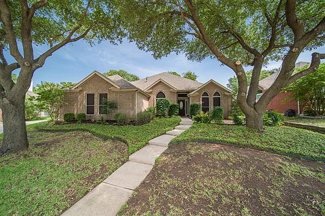 1st image of 909 Chapel Dr