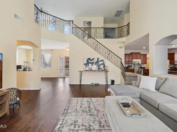 5664 W LOMA Lane, Glendale, AZ 85302