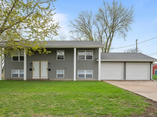 (undisclosed Address), Bettendorf, IA 52722